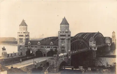 L015 Deutschland Köln Köln Hohenzollernbrücke Brückentürme Vintage Postkarte