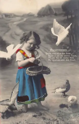 B193 Aschenbroedel 1909 Mädchen umgeben von Tauben Fotomontage Postkarte