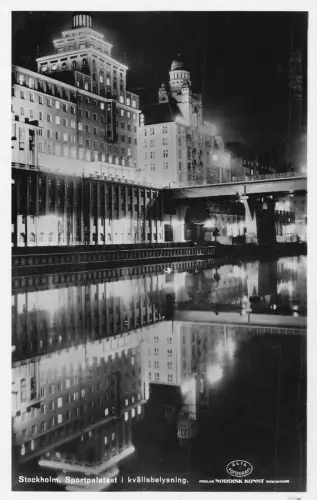 B202 Schweden Stockholm Sportpalatset i kvaellsbelysning RPPC Vintage Postkarte