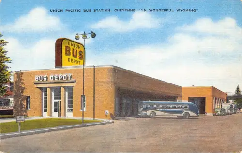 B186 US Union Pacific Bus Station Cheyenne Wonderful Wyoming Vintage Postcard