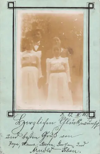 B194 Sozialgeschichte 1901 Familie Mädchen im weißen Kleid RPPC Passepartout Postkarte