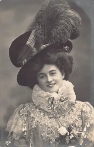 B193 Chic Edwardian Ära Frau Mode RPPC Vintage Postkarte