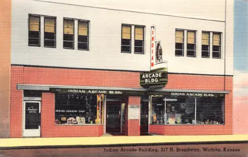 B185 US 1953 Indian Arcade Building Broadway Wichita Kansas Vintage Postkarte