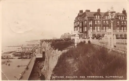 A921 England 1936 Badepavillon und Promenade Cliftonville RPPC Postkarte