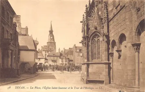 C022 Frankreich, Dinan La Place l'Eglise Saint Sauveur Vintage Postkarte