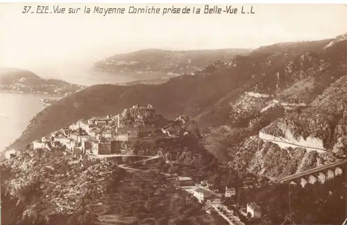 C023 Frankreich, Eze vue sur la Moyenne Corniche prise de la belle-vue Postkarte