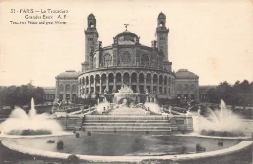 C024 Frankreich, Paris Trocadero Palace and great Waters 1928 alte Postkarte