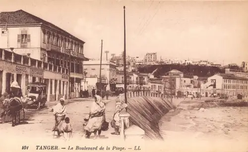 A929 Marokko Tanger Boulevard und Strandcafe Vintage Postkarte