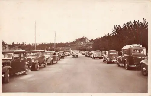 A929 Marokko Ifrane Entree de la Ville Autos RPPC Vintage Postkarte