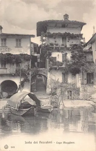 A098 Italien Isola dei Pescatori Lago Maggiore Gedecktes Boot Vintage Postkarte