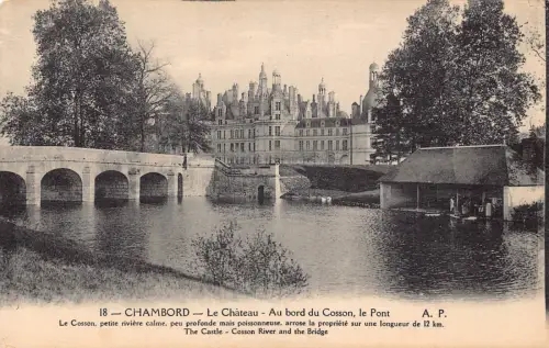 C033 Frankreich, Chambord Das Schloss Cosson River und die Brücke Vintage Postkarte