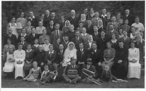 C041 Österreich, Familienportrait Vintage Postkarte