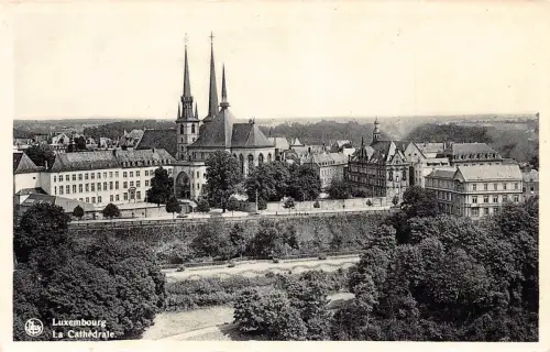 B222 Luxemburger Dom RPPC Vintage Postkarte