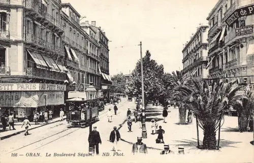 B222 Algerien Oran Boulevard Seguin Petit Paris Restaurant Straßenbahn Postkarte