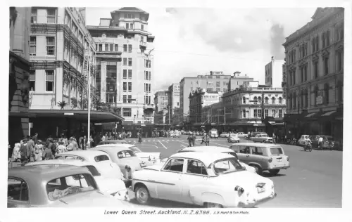 B224 Neuseeland Lower Queen Street Auckland Autos RPPC Vintage Postkarte