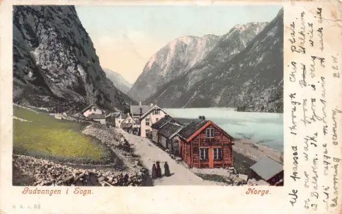 B242 Norwegen Gudvangen i Sogn Häuser Berg 1905 Vintage Postkarte