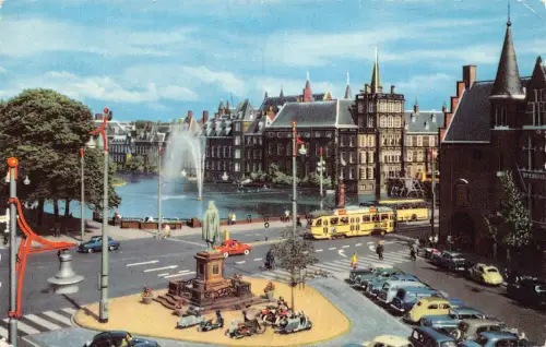 Niederlande 1966 Den Haag Haag Hofvijver met Parlament Straßenbahn Autos Postkarte