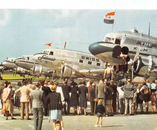 A158 Flugzeug Swissair HB-IRI KLM PH-TBR Schiphol Niederlande Flughafen Postkarte