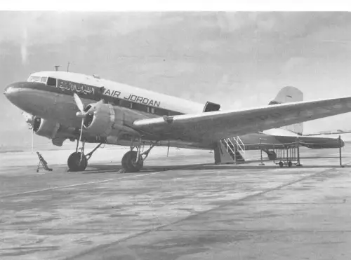 A157 Flugzeug Air Jordan Airline TJ-ABH c/n 4223 am Flughafen Postkarte