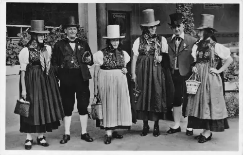 L044 Deutschland Triberg Schwarzwald Kostüme Ethno Echt Foto Vintage Postkarte