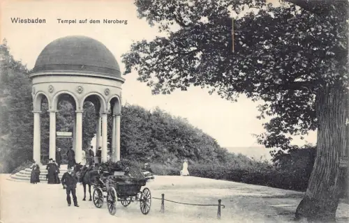 L022 Deutschland Wiesbaden Tempel aus Neroberg Kutsche Vintage Postkarte