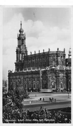 A161 Deutschland Dresden Adolf Hitler Platz Kath Hofkirche Kirche Vintage Postkarte