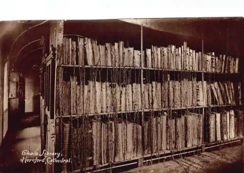 L235 England Hereford Cathedral Chain Library Books Vintage Postkarte
