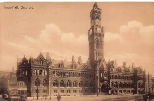 L235 England Town Hall Bradford Vintage Postkarte