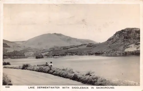 L238 England 1948 Lake Derwentwater with Saddleback Vintage Postkarte
