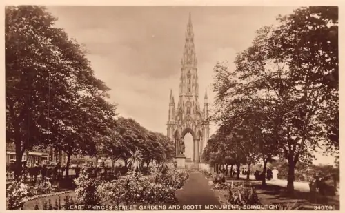 L238 Schottland East Princess Street Garden Scott Monument Edinburgh RPPC Postkarte