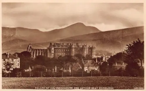 L238 Schottland Palast von Holyroodhouse und Arthur Sitz RPPC Vintage Postkarte