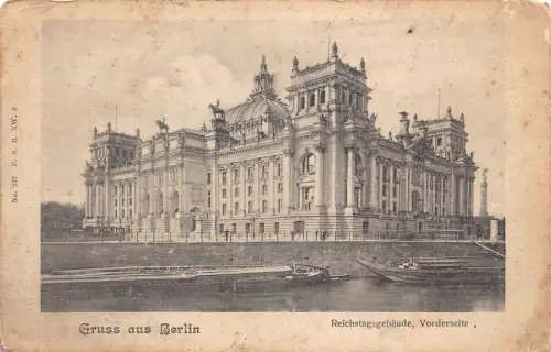 A138 Deutschland Gruss aus Berlin Reichstagsgebaeude Vorderseite Boote Postkarte
