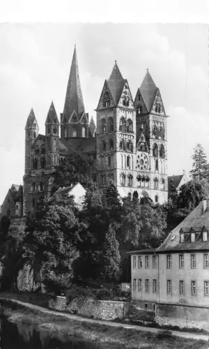 A135 Deutschland Limburg/Lahn Dom von Brücke aus gesehen RPPC Vintage Postkarte