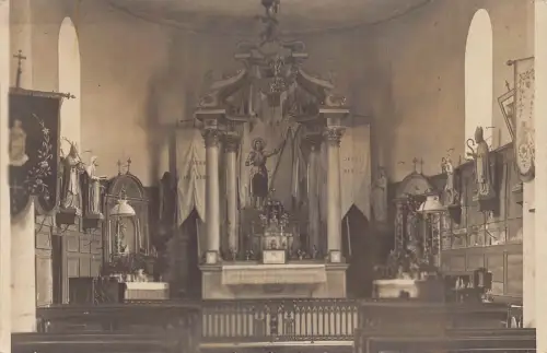 L193 Deutschland Unbekannte Kirche Innenaltar Heiligtum Echtfoto Postkarte