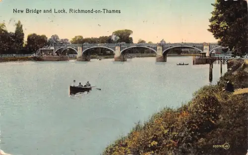 L232 England 1917 WWI Front Post New Bridge and Lock Richmond on Thames Postkarte