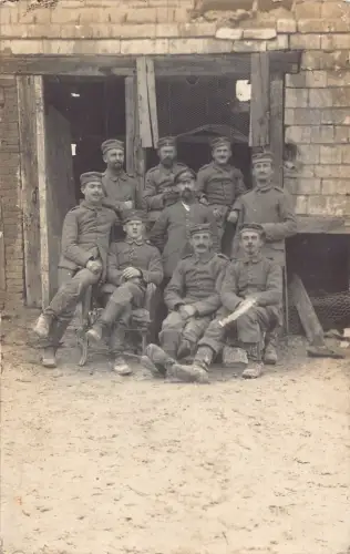 Feldpost WWI 1916 Gruppe deutscher Infanteriesoldaten in Kaserne RPPC Postkarte