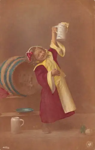 Kleines Mädchen im Gewand erhebt glücklich Bierkrug Barrick 1906 Vintage Postkarte