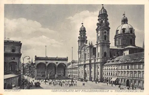 Deutschland München Odeonsplatz mit Feldherrnhalle Theaterkirche Postkarte