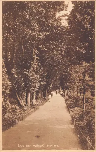 England Ladies Walk Hythe Forest Park Vintage Postkarte