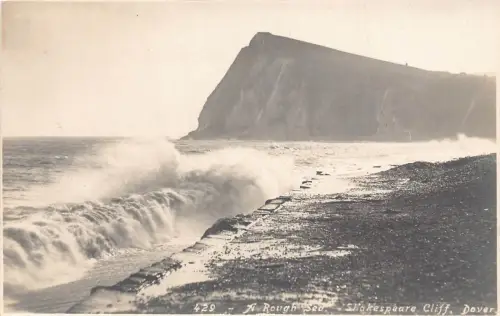 England Rough Sea Shakespeare Cliff Dover Waves Vintage Postkarte