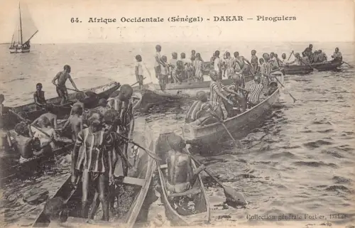 Senegal Dakar Piroguiers Menschen Rudern Kanu Boote Vintage Postkarte