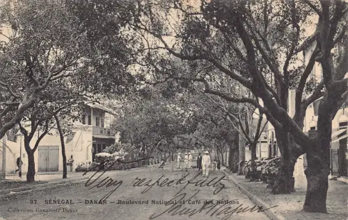 Senegal Dakar Boulevard National Cafe des Nations Vintage Postkarte