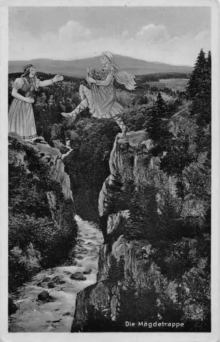 Deutschland Die Maegdetrappe gezeichnete Frauen vorbei an Klippe Vintage Postkarte