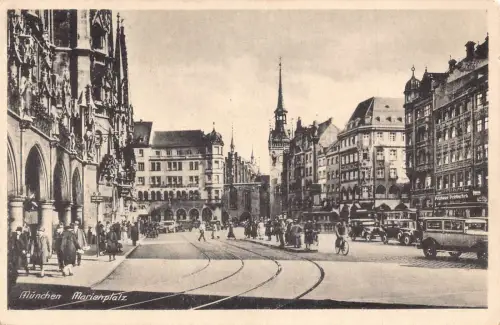 Deutschland München Marienplatz Platz Autos Radfahrer Vintage Postkarte