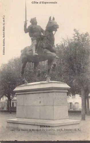 Frankreich Cote d'Emeraude Dinan Statue Vintage Postkarte