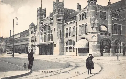 Niederlande Haarlem Bahnhof Vintage Postkarte