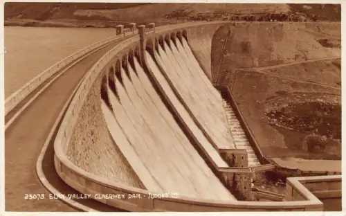 Wales Elan Valley Claerwen Dam Vintage Postkarte