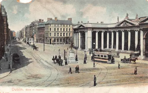 Irland Dublin Bank of Ireland Straßenbahn mit Bovril Schild Vintage Postkarte