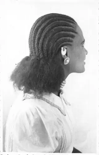 Äthiopien Porträt Ureinwohnerin aus Profil geflochtene Frisur ethnische Postkarte