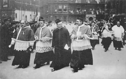 England London Große Prozessionsgruppe Kanoniker religiöse Postkarte